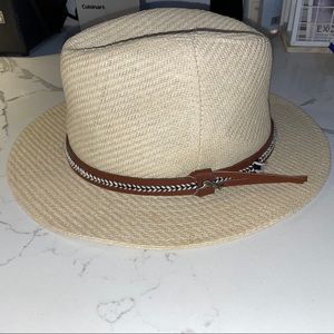 Tommy Bahama hat